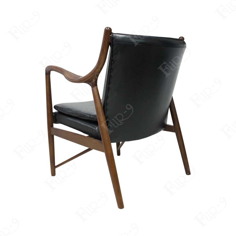 โครงไม้โอ๊ค เบาะ พนักพิงหุ้มหนัง PU