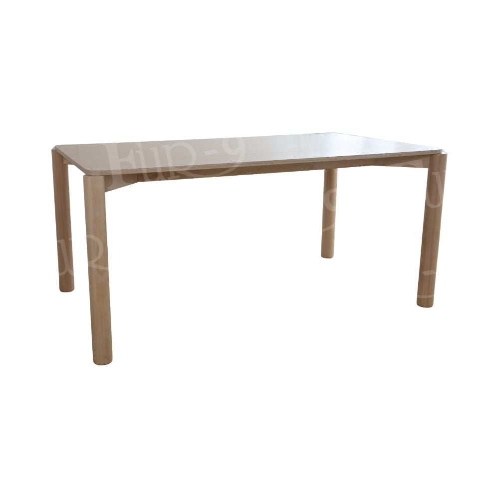 โต๊ะทานอาหาร รุ่น Finn Table